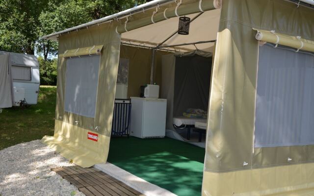 Camping Les Chenes Clairs