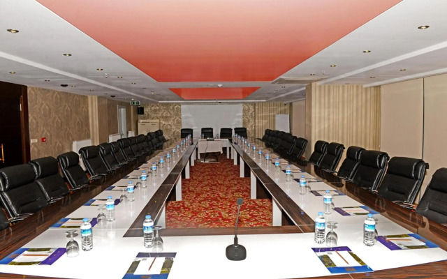 Grand Amisos Hotel
