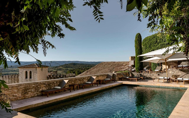 Hotel Crillon Le Brave