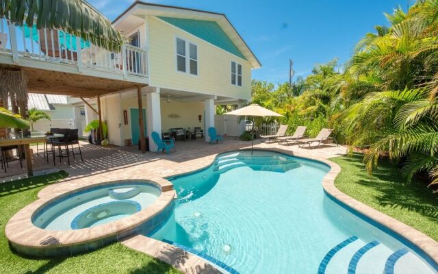 Lobster Key Apartment 3