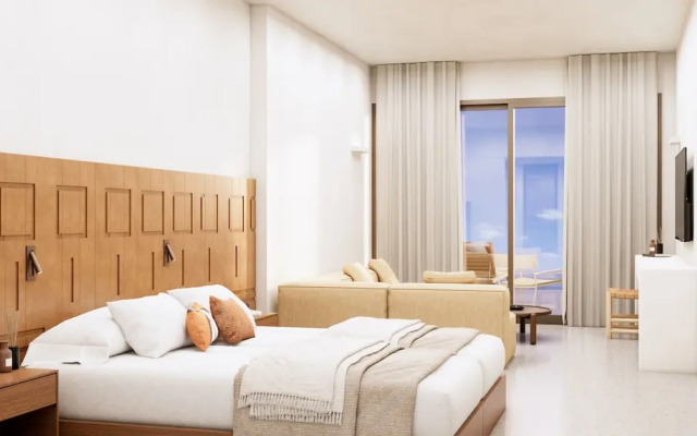 Tinos Beach Hotel & Suites