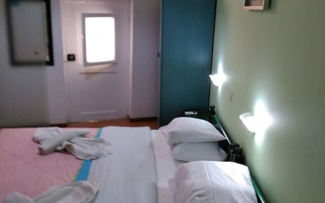 Smaragdi Rooms for Rent