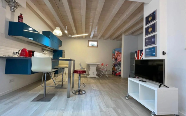 INTERNO 2 Este centro