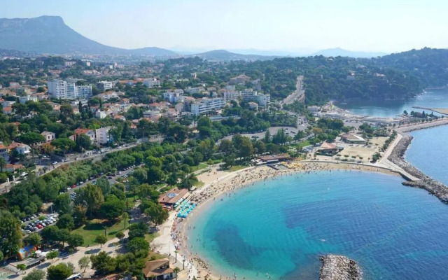 #3 Toulon CENTRE, BALCON, LUMINEUX, STATIONNEMENT FACILE, TOUT CONFORT