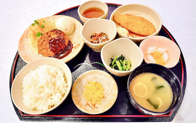 Yonago Universal Hotel