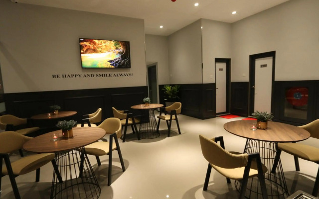 Hotel 99 Sepang Klia