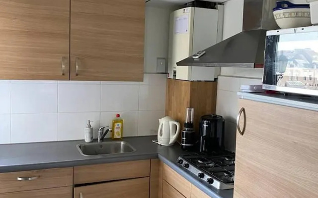 Charming 2-bed Apartment inc Balcony in Maastricht
