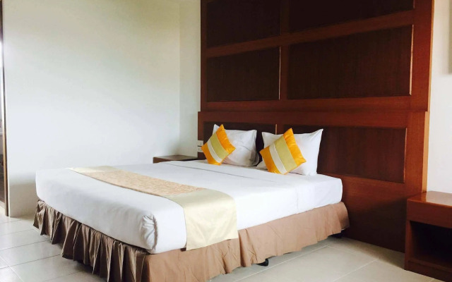 SB Living Place Hotel Phuket Town