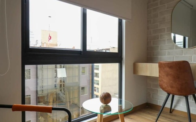 w Beautiful 2BR in the Heart of Miraflores