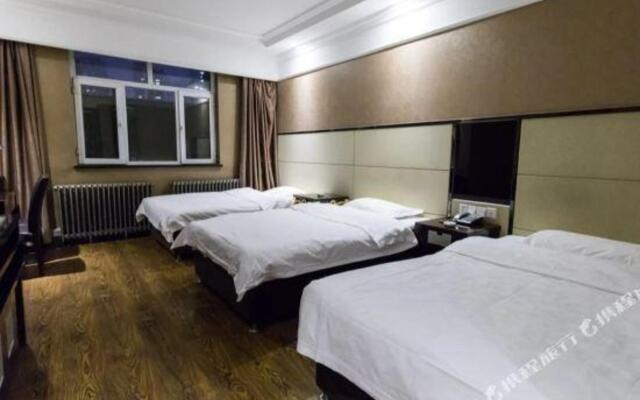 Jinfuhua Business Hotel