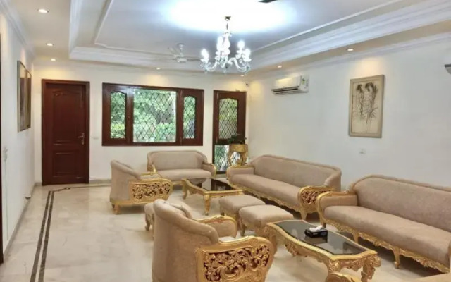 Kuvera Home Stay