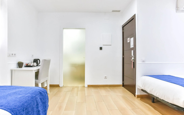 Laramond Barcelona Rooms