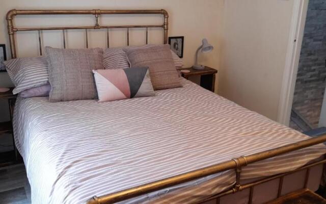 Cosy Mews House Close to Harbour