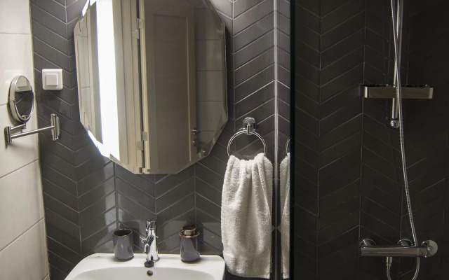 K43 Rooms and Apartments