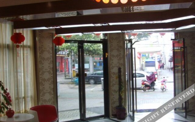 AA Room Hotel (Shanghai Donglin Temple)