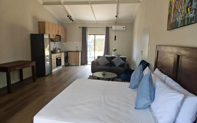Shumba Valley Lodge