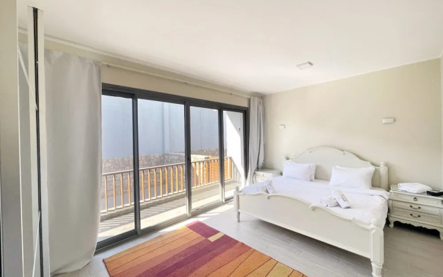 Xuru Stays I Mere & Minimal 3 BDR Townhouse @ Bali El Gouna