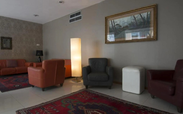Hotel Airone