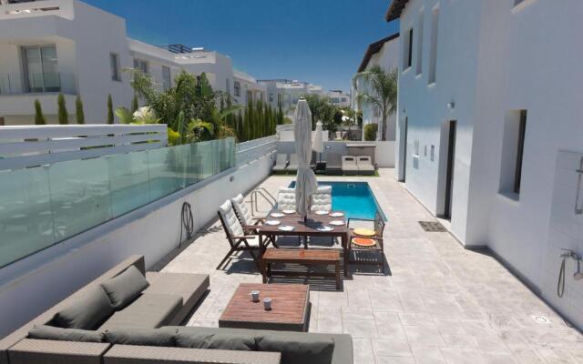 Levanda Villa 55
