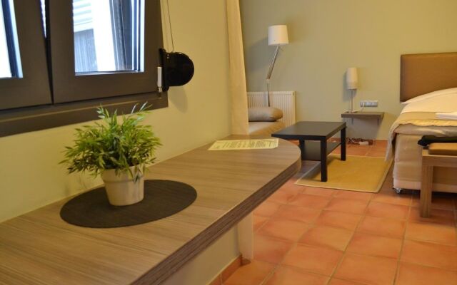 Ellopia Point Hotel