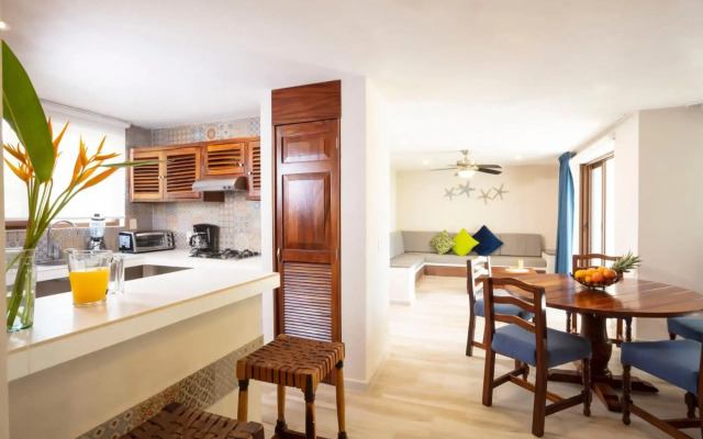 Vista Vallarta All Suites on the Beach