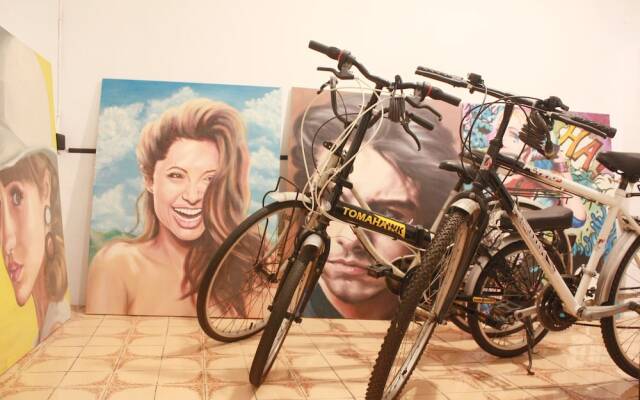 Artfull House