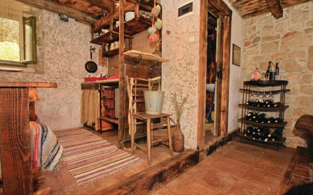 Amazing Home in Crkvice With 1 Bedrooms