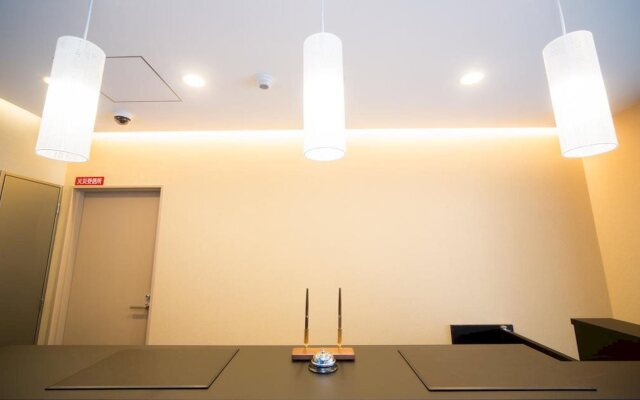 Shinsaibashi Higashi Crystal Hotel