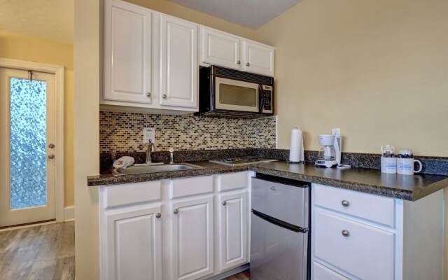 Tiffany's Motel & Condos