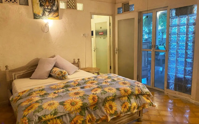 Shady Grove Healing Centre and Homestay