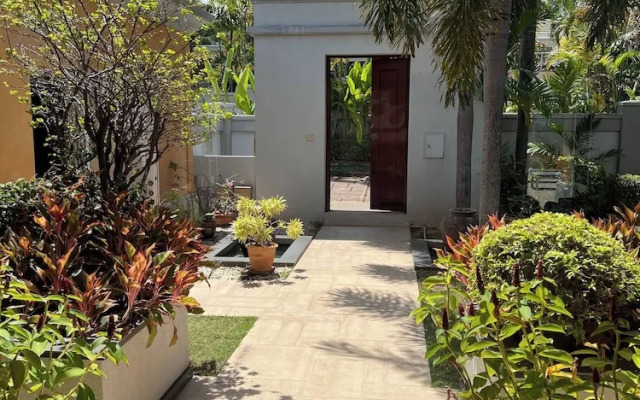 Tropical Luxury 4BR Pool Villa w Game Area