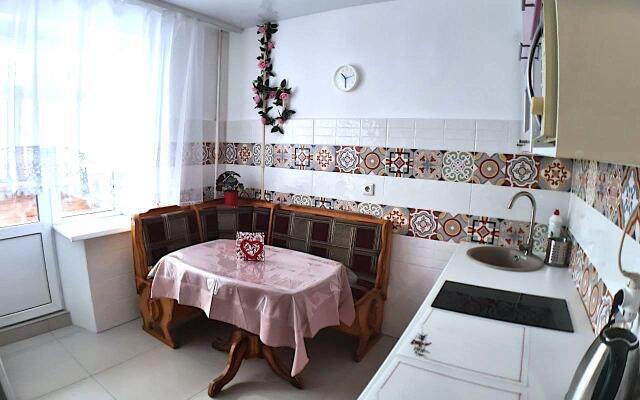 Apartments AlloTagil on Chernoistochinskom highway, bld. 42