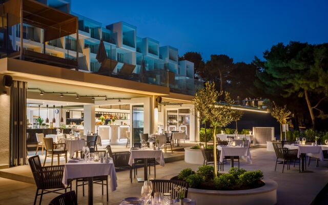 Valamar Carolina Hotel & Villas