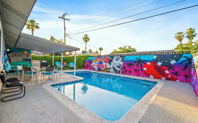 Highly Upgraded 4bd2bath Home With Private Pool