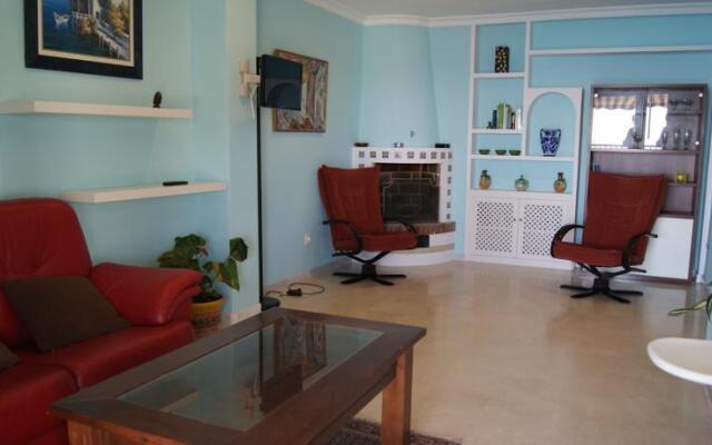 Exceptional Location - one of the Most Sought-after Locations in Costa Tropical