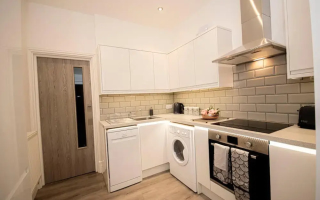 Trelu - Self Catering Three Bedroom Ground Floor Property