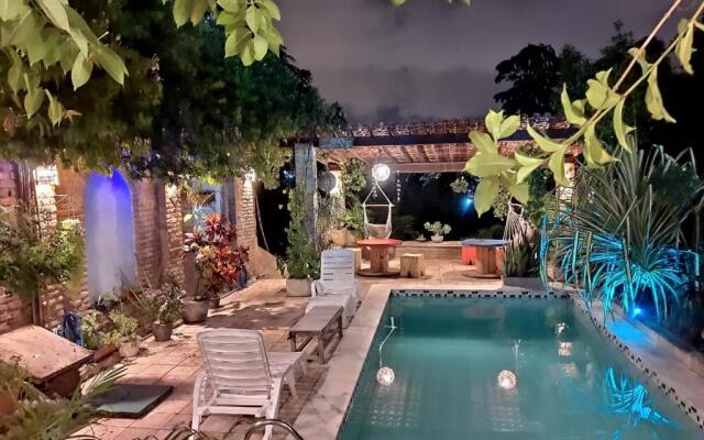 Hostel E Suites Rota Da 13