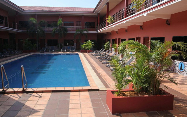 Beach Road Hotel