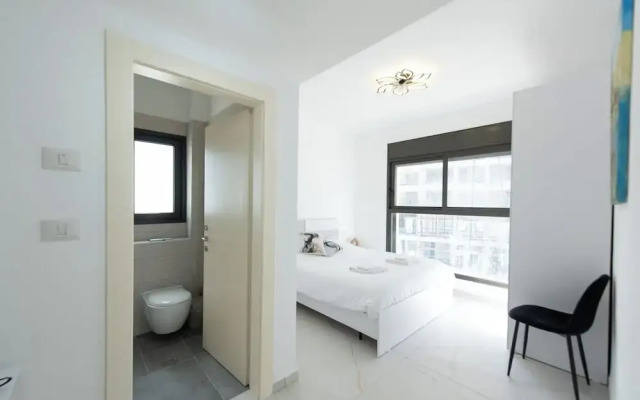 PORT CITY HAIFA-3 Bdrms BAY VIEW Luxury