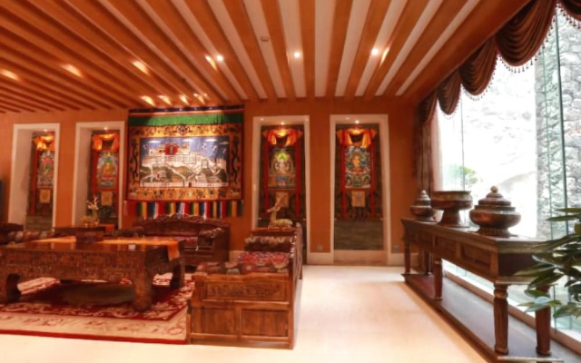 Balagezong Tibetan Ecological Hotel