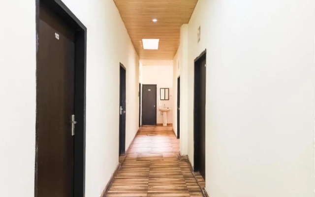 Hotel Gold Inn by OYO Rooms