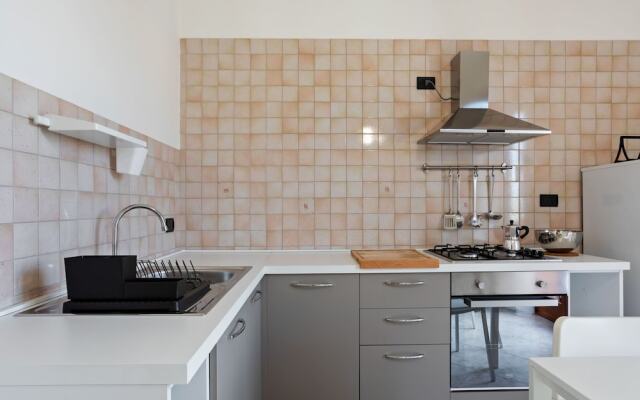 Spacious Apartment in Avola near the Seabeach