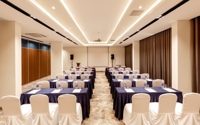 Phu Thang Grand Hotel