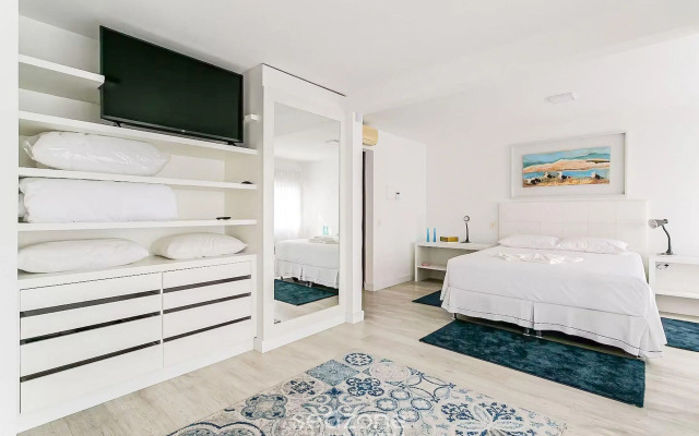 Bela casa frente mar em Santo Antônio CDA1647