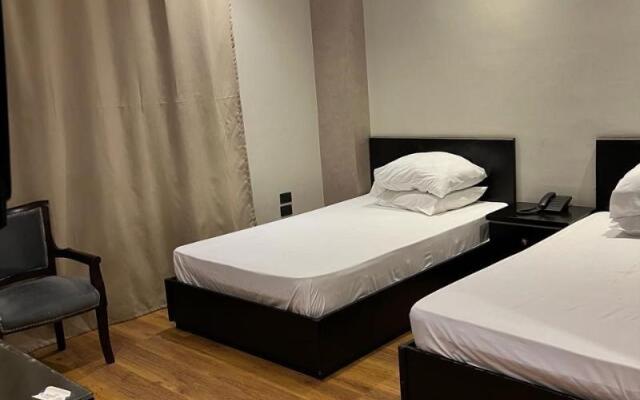 Cairo plaza Guest House