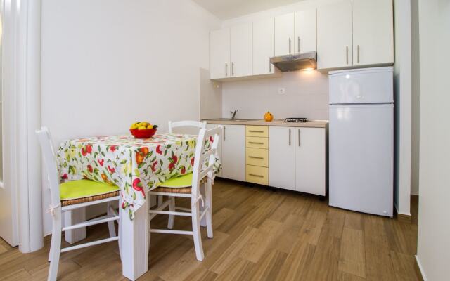 Studio apartment Zeljka