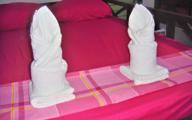 Gaea's Apartments - Hostel