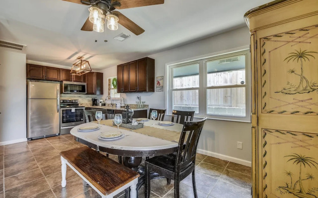 Deja Blue by Book That Condo