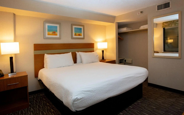 The Barclay Towers Resort Hotel