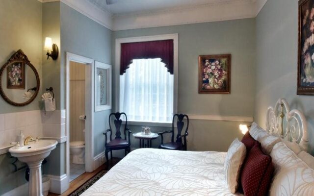 Brockamour Manor Bed and Breakfast